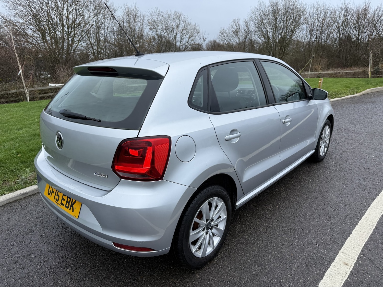 Used Volkswagen Polo 2015 for sale - 76911054: Photo 2
