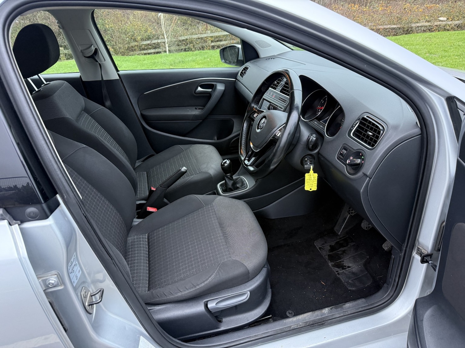 Used Volkswagen Polo 2015 for sale - 76911054: Photo 9