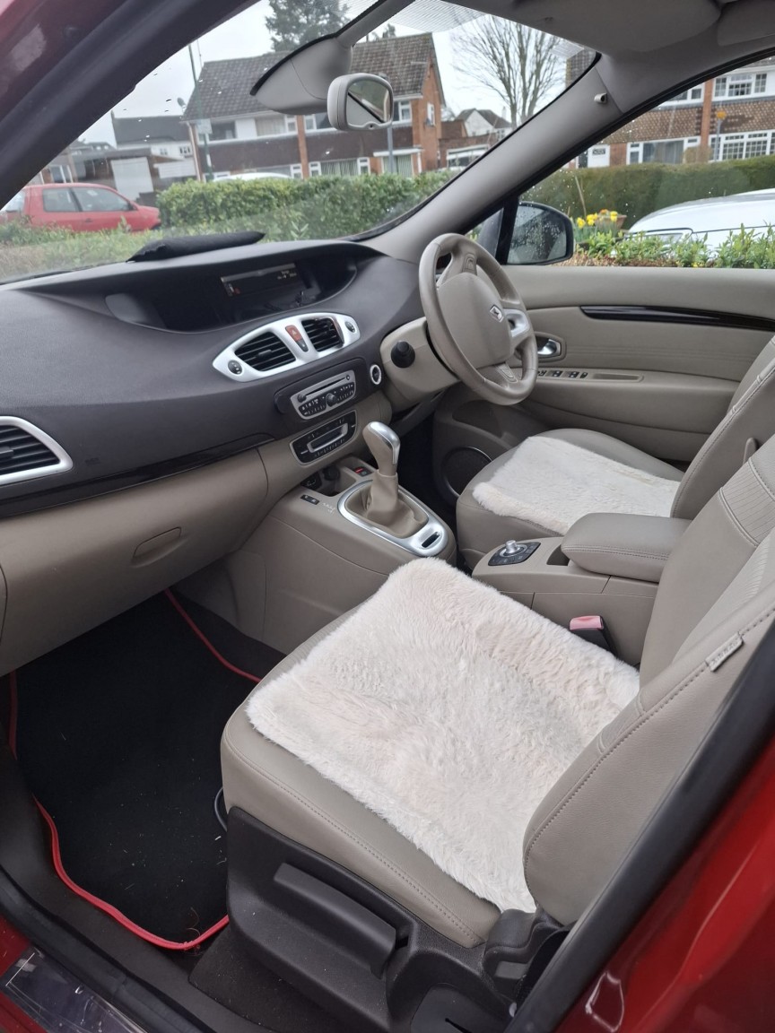 Used Renault Scenic 2010 for sale - 77735744: Photo 4