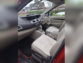 Used Renault Scenic 2010 for sale - 77735744: Photo