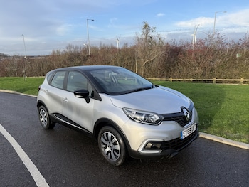 Used Renault Captur 2019 for sale - 77008101: Photo