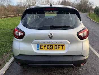 Used Renault Captur 2019 for sale - 77008101: Photo