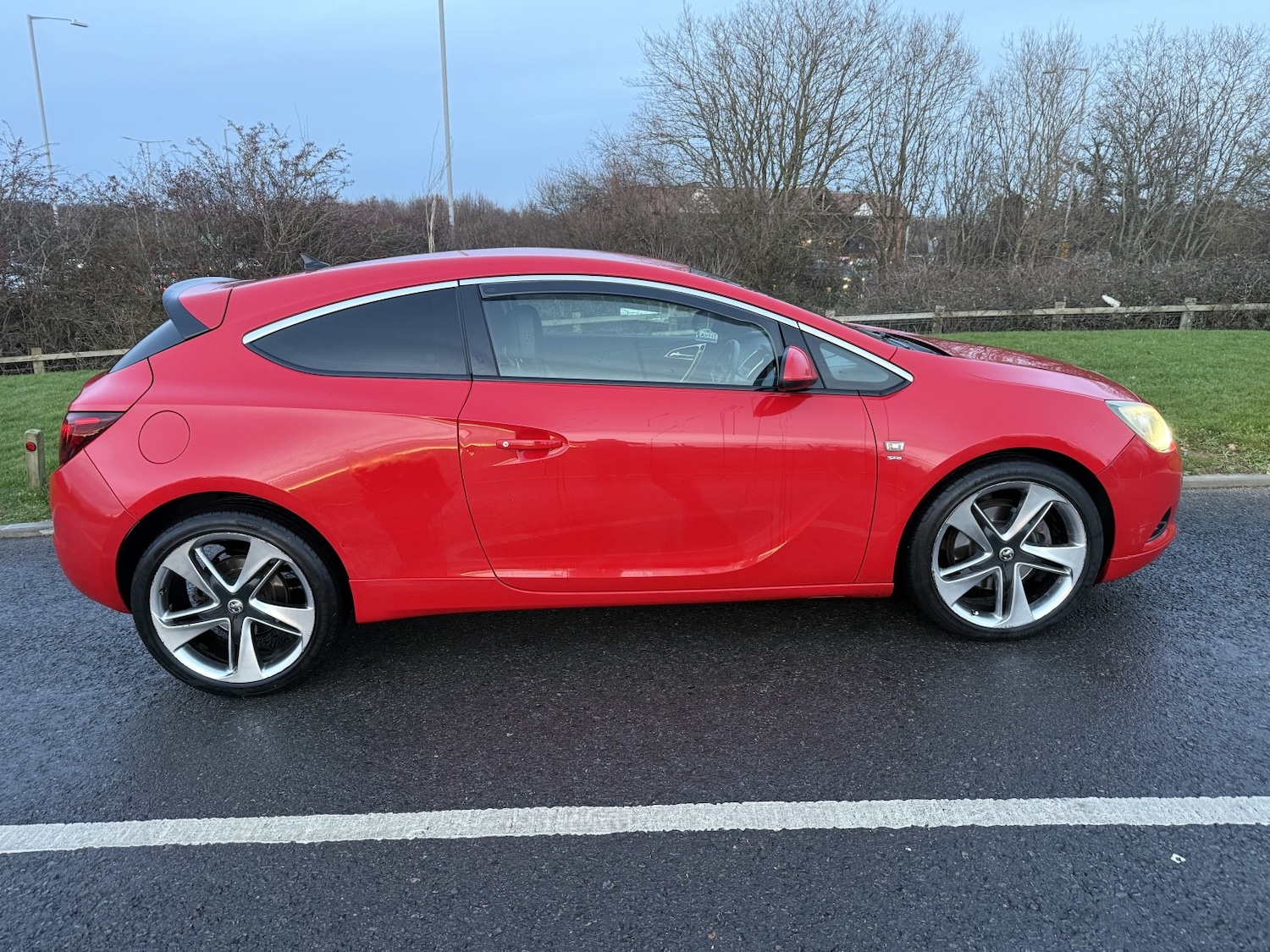 Used Vauxhall Astra GTC 2012 for sale - 77118656: Photo 2