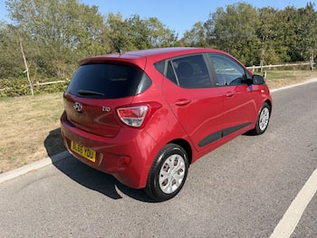 Used Hyundai i10 2017 for sale - 79631376: Photo