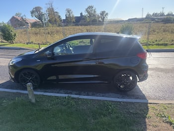 Used Ford Fiesta 2018 for sale - 79779706: Photo