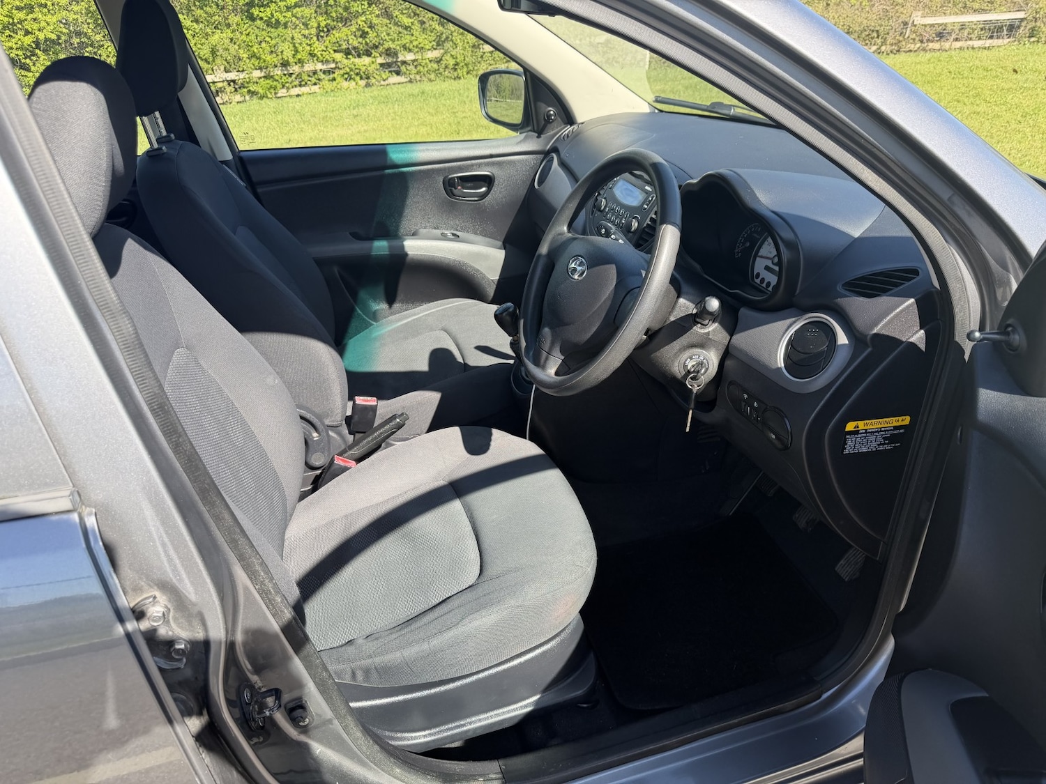 Used Hyundai i10 2011 for sale - 78190670: Photo 9