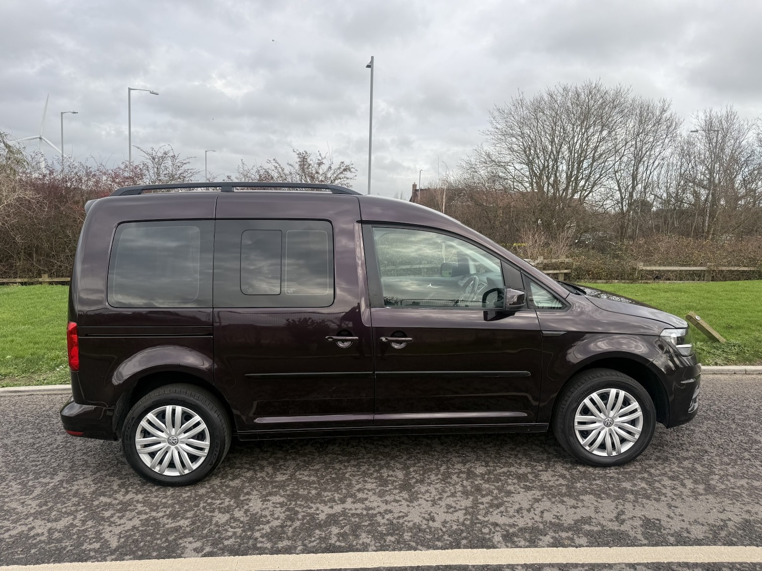 Used Volkswagen Caddy Life 2018 for sale - 77357234: Photo 2