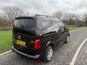 Used Volkswagen Caddy Life 2018 for sale - 77357234: Photo
