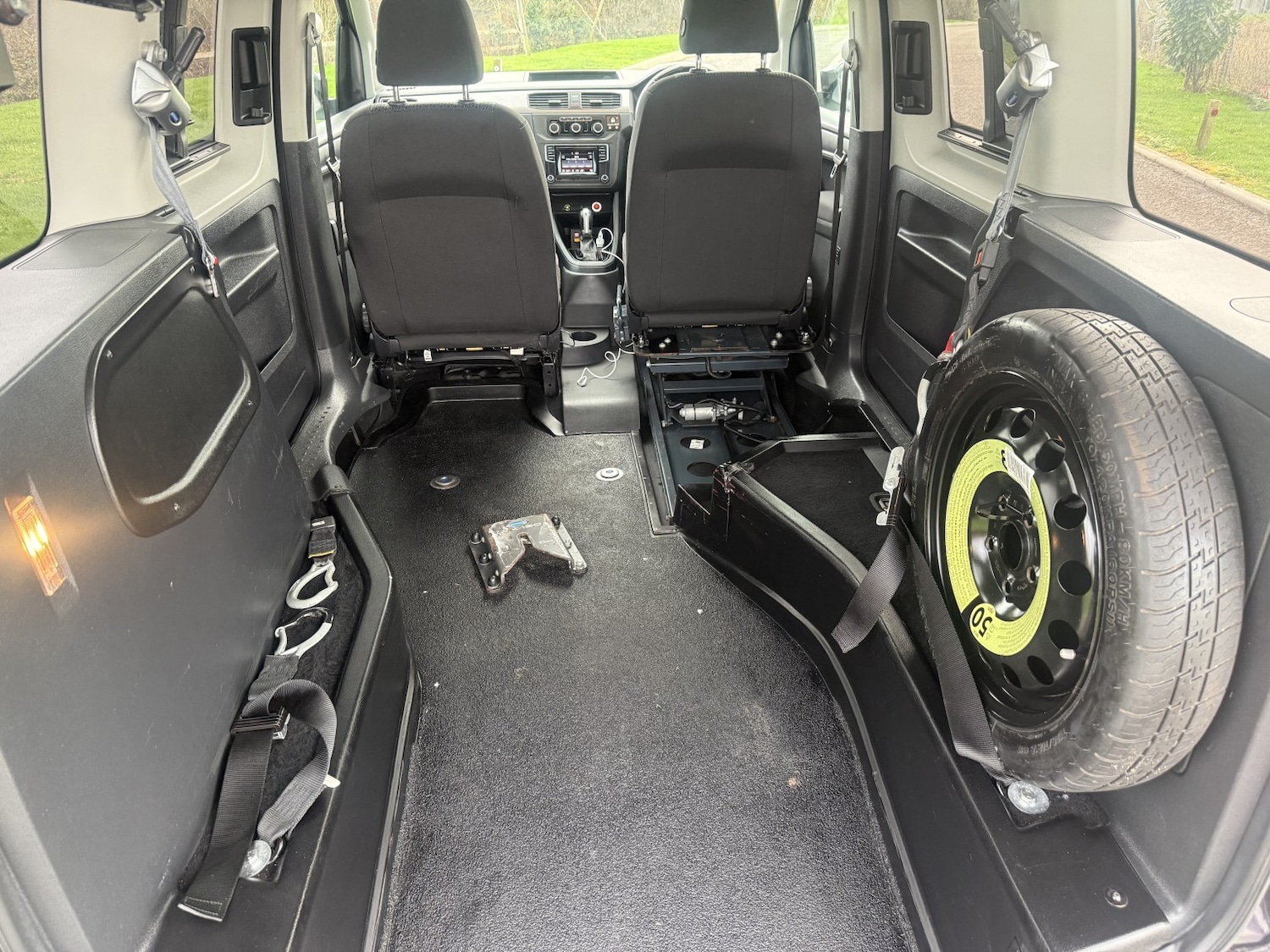 Used Volkswagen Caddy Life 2018 for sale - 77357234: Photo 6