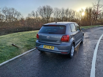 Used Volkswagen Polo 2017 for sale - 77173192: Photo