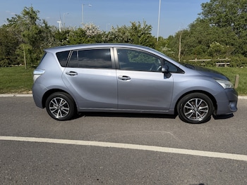Used Toyota Verso 2013 for sale - 78526503: Photo