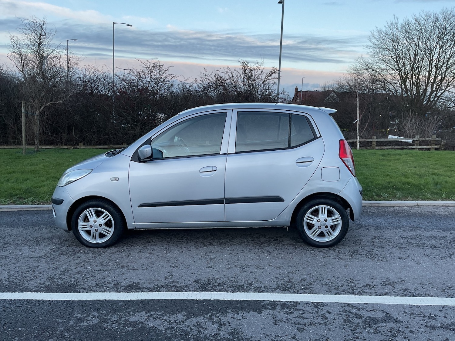 Used Hyundai i10 2010 for sale - 77303727: Photo 6