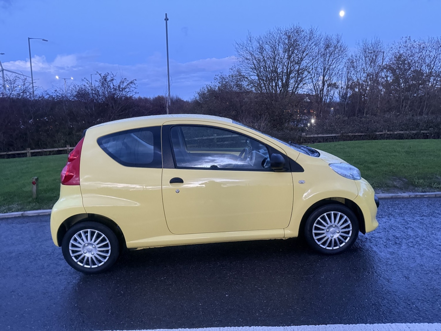 Used Peugeot 107 2010 for sale - 76799265: Photo 6