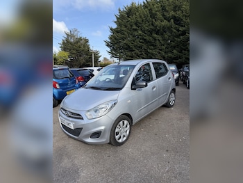 Used Hyundai i10 2013 for sale - 78219611: Photo