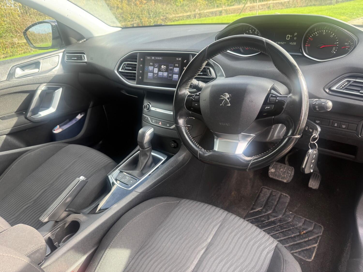 Used Peugeot 308 SW 2016 for sale - 76324799: Photo 11