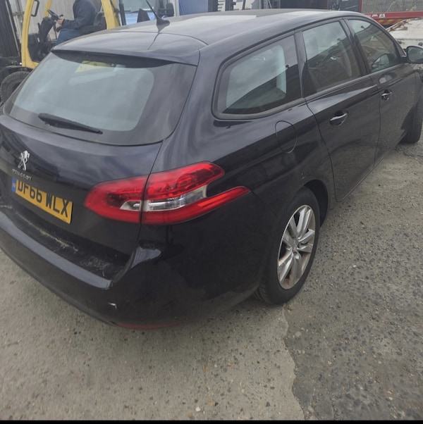 Used Peugeot 308 SW 2016 for sale - 76324799: Photo 2