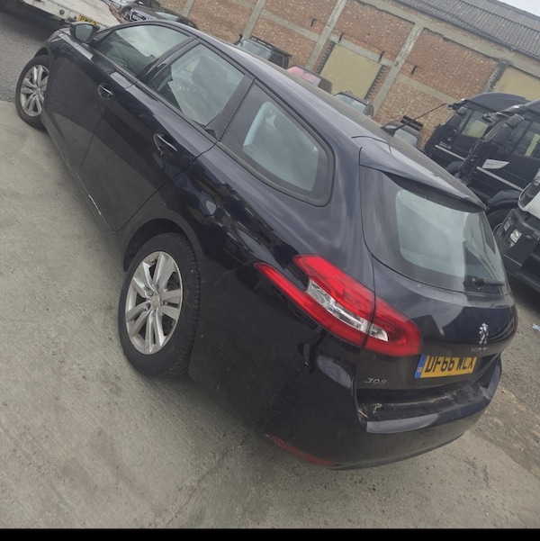 Used Peugeot 308 SW 2016 for sale - 76324799: Photo 4