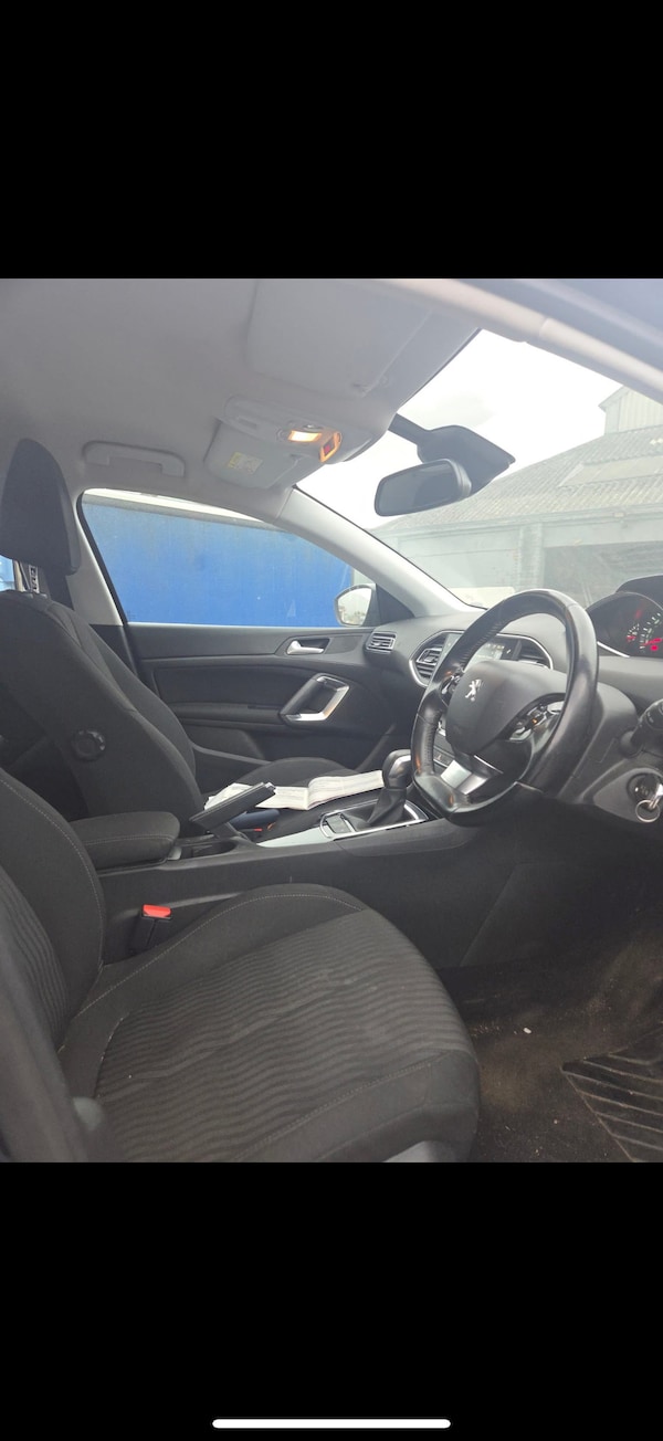 Used Peugeot 308 SW 2016 for sale - 76324799: Photo 7