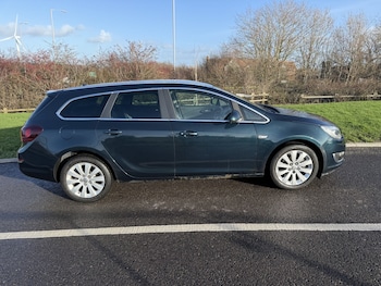 Used Vauxhall Astra 2014 for sale - 77008109: Photo