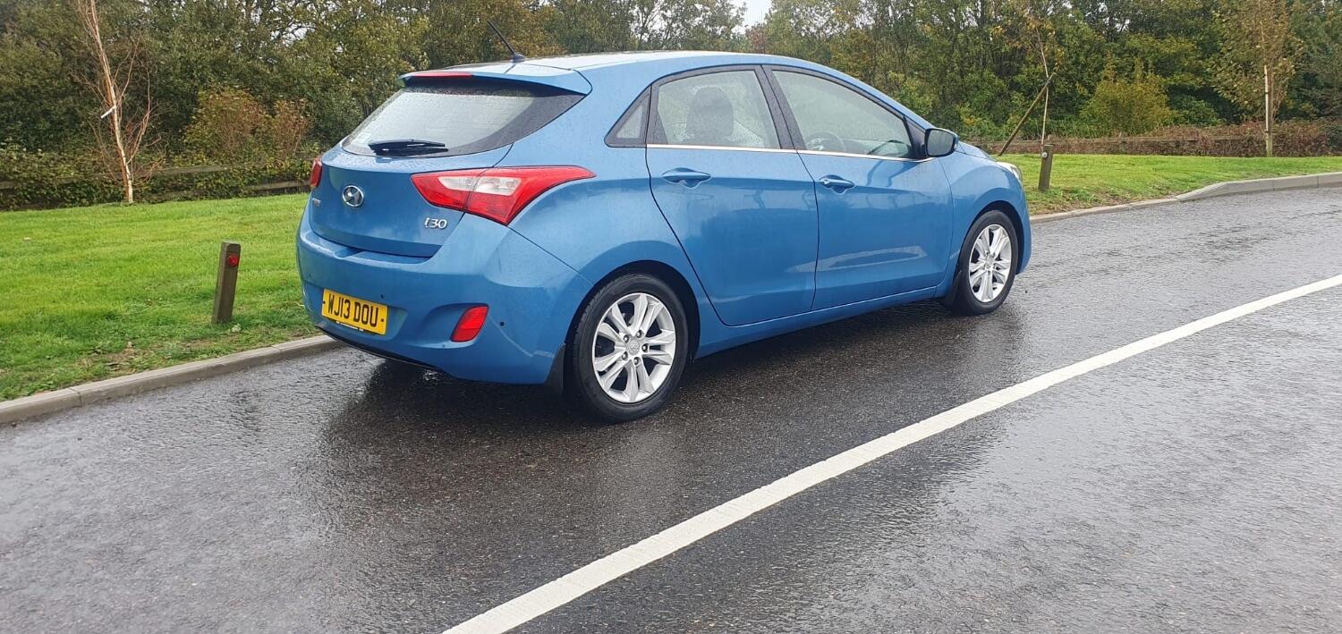 Used Hyundai i30 2013 for sale - 76164609: Photo 3