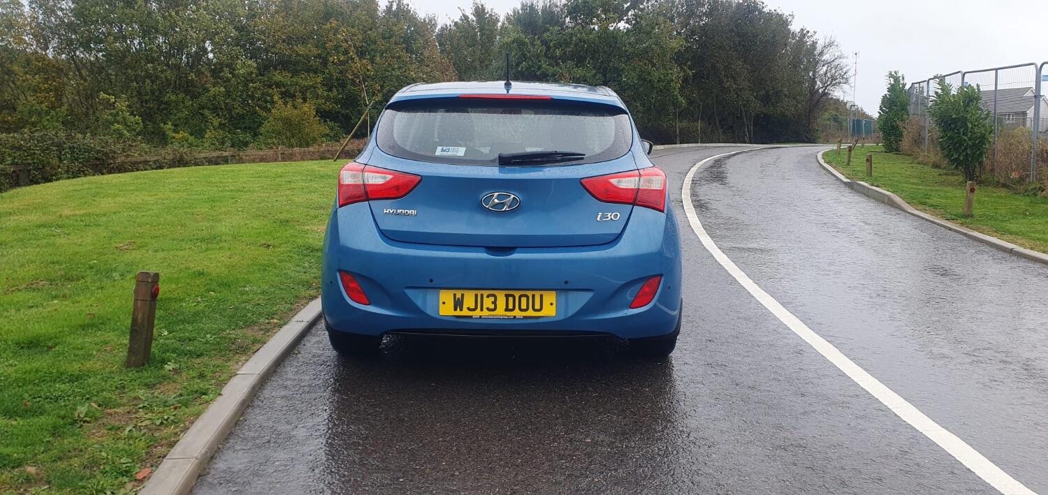 Used Hyundai i30 2013 for sale - 76164609: Photo 8