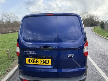 Used Ford Transit Courier 2018 for sale - 77564162: Photo