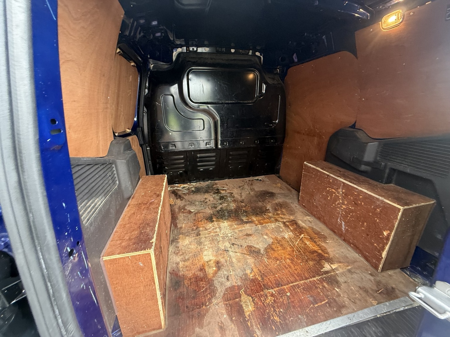 Used Ford Transit Courier 2018 for sale - 77564162: Photo 9