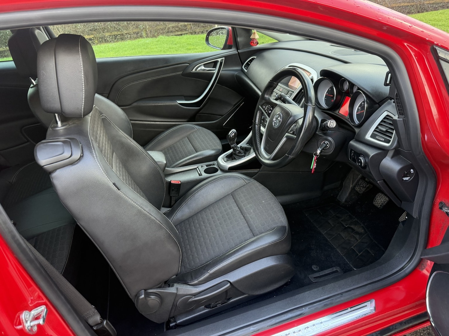 Used Vauxhall Astra GTC 2012 for sale - 77377794: Photo 9