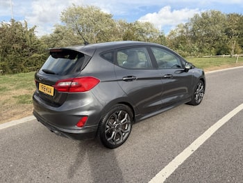 Used Ford Fiesta 2018 for sale - 79661390: Photo