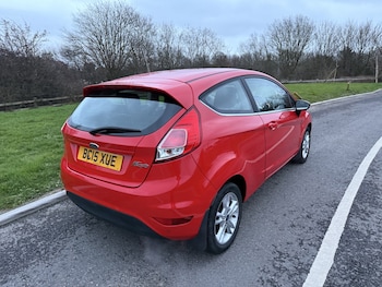 Used Ford Fiesta 2015 for sale - 77564164: Photo