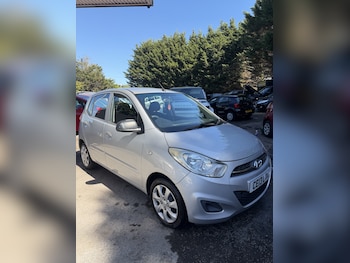 Used Hyundai i10 2013 for sale - 79473496: Photo