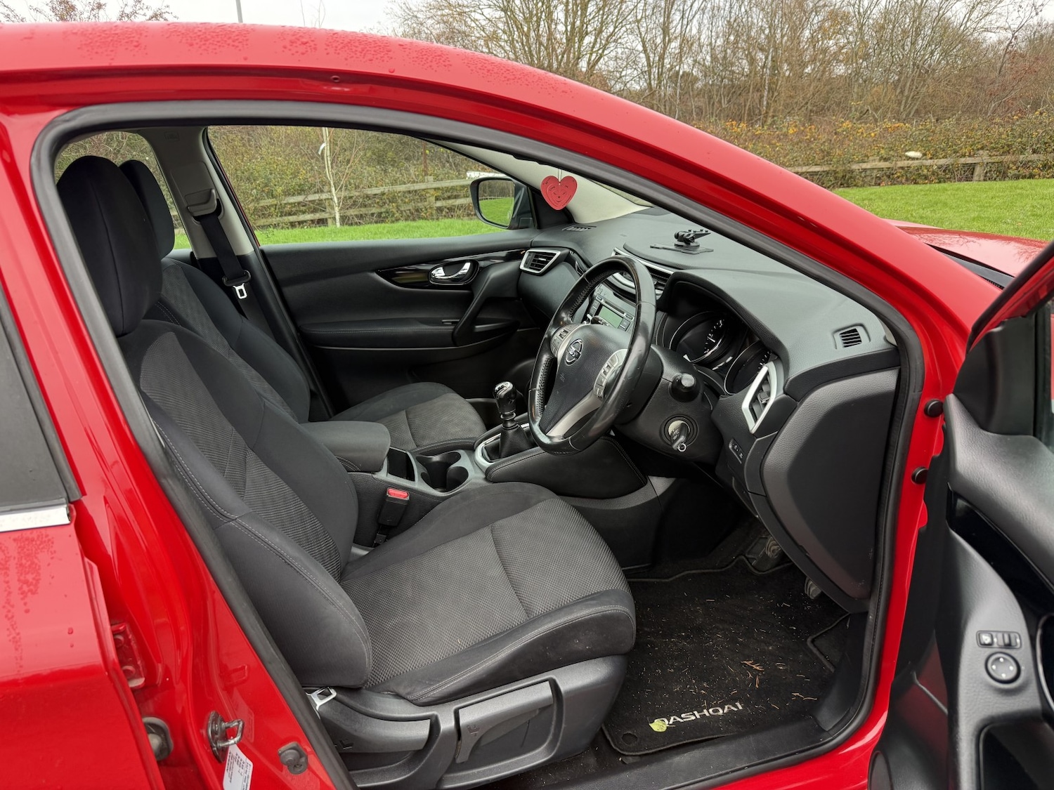 Used Nissan Qashqai 2014 for sale - 76884880: Photo 9