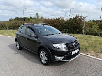 Used Dacia Sandero Stepway 2013 for sale - 75644277: Photo