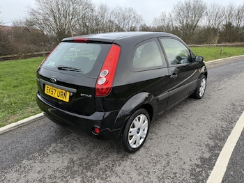 Used Ford Fiesta 2007 for sale - 77501512: Photo