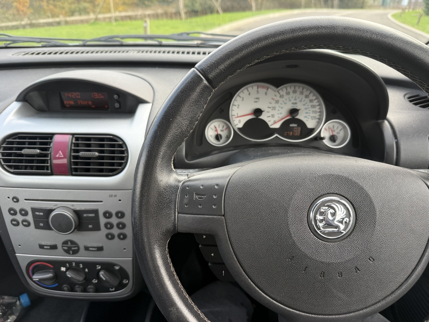 Used Vauxhall Corsa 2006 for sale - 76510811: Photo 10