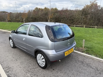 Used Vauxhall Corsa 2006 for sale - 76510811: Photo
