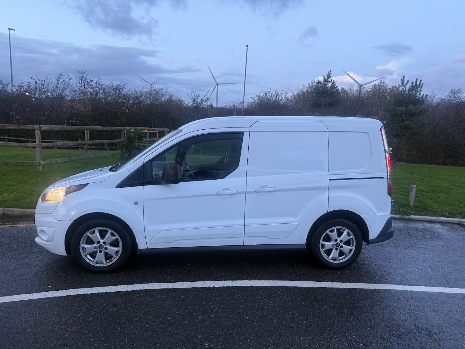 Used Ford Transit Connect 2016 for sale - 76799268: Photo 5