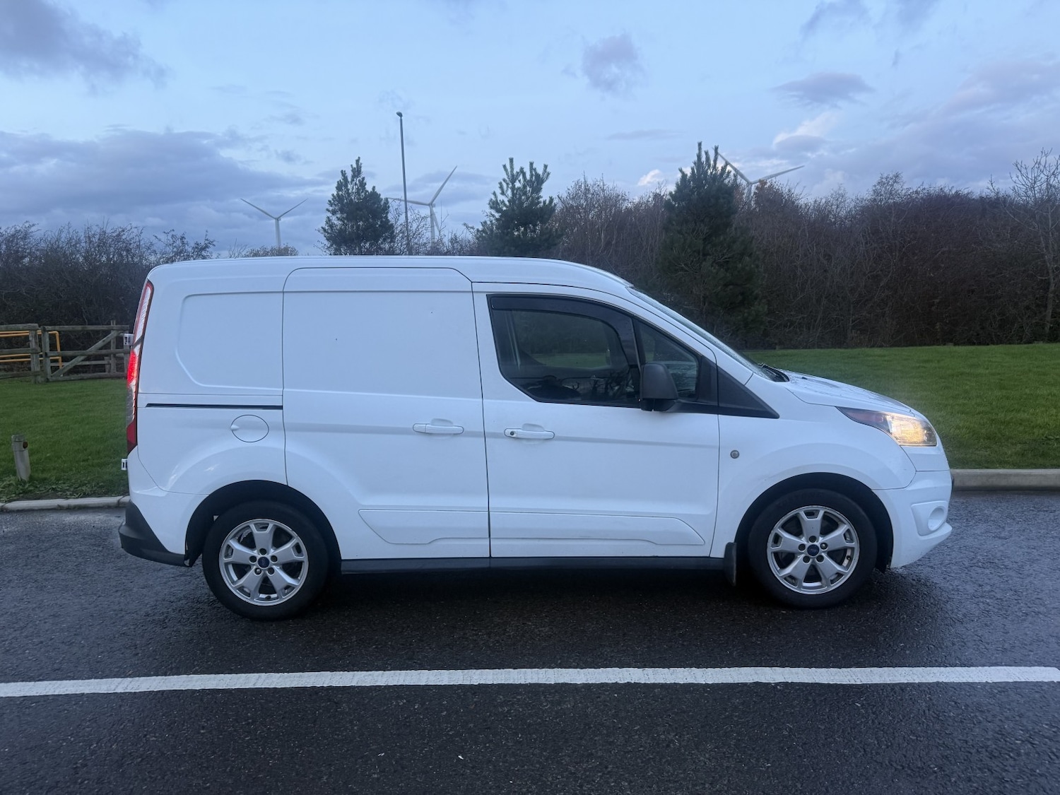 Used Ford Transit Connect 2016 for sale - 76799268: Photo 6