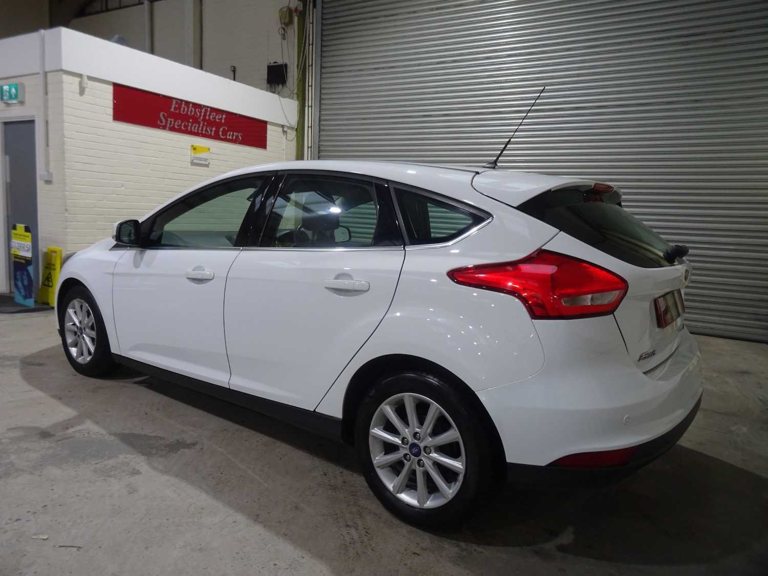 Used Ford Focus 2017 for sale - 77393610: Photo 7