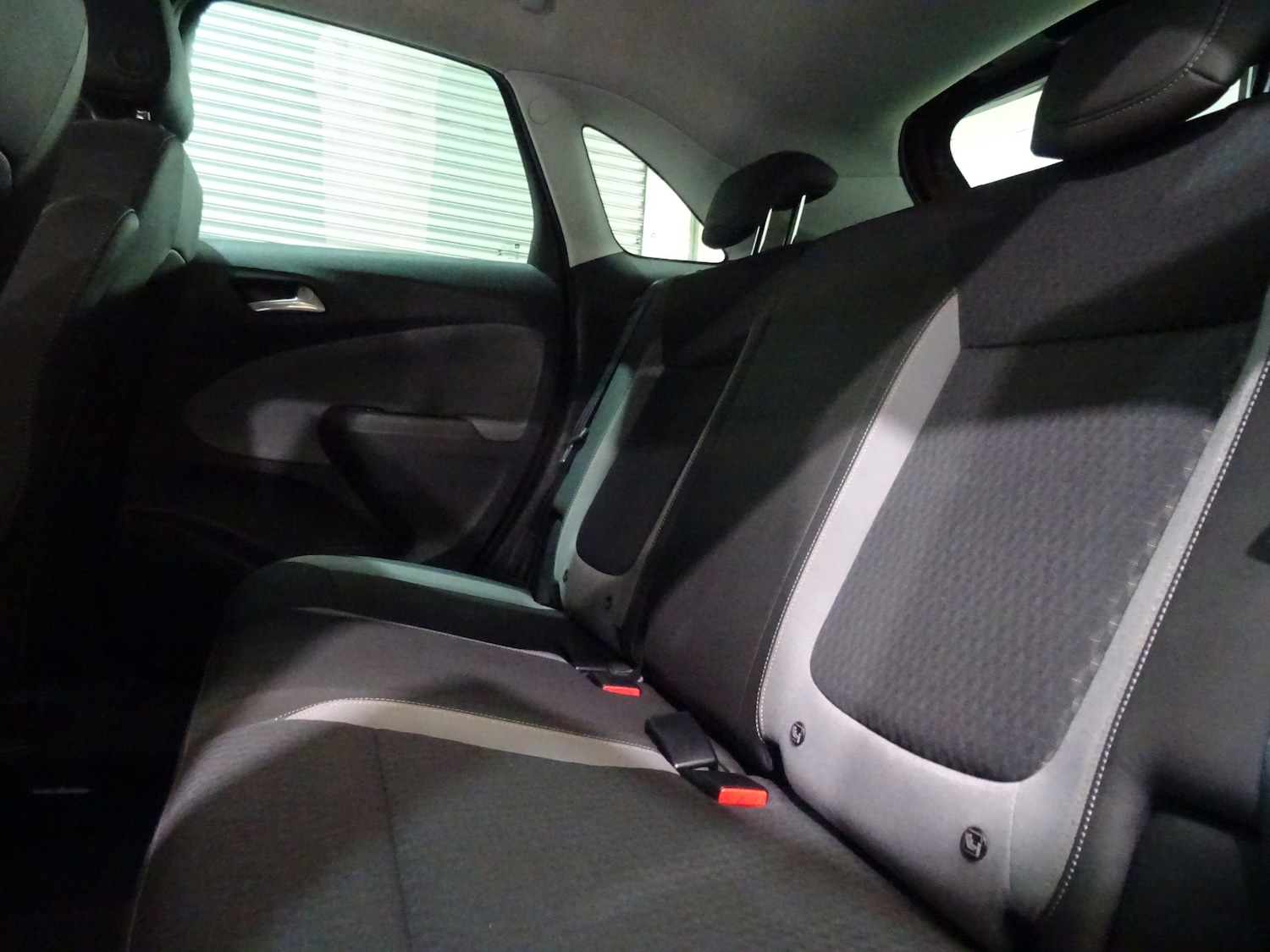 Used Vauxhall Crossland X 2018 for sale - 78123063: Photo 4