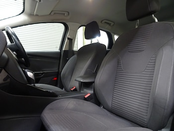 Used Ford Focus 2016 for sale - 75673230: Photo