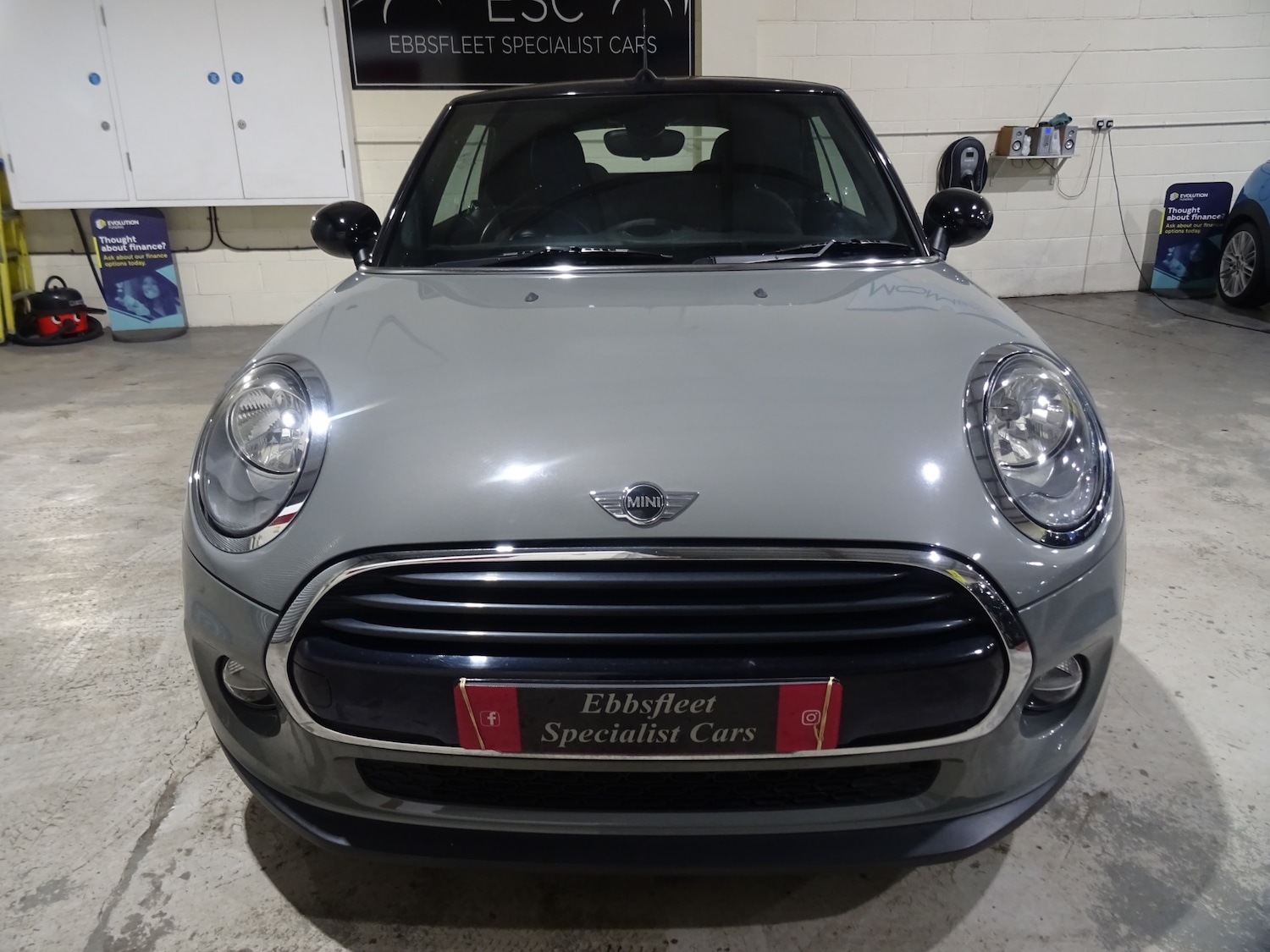 Used MINI Convertible 2017 for sale - 76971592: Photo 12