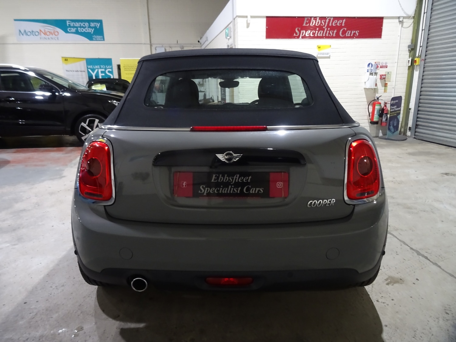 Used MINI Convertible 2017 for sale - 76971592: Photo 14