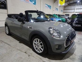 2017 (17) - 1.5 Cooper 2dr Automatic **LOW MILEAGE*ONLY 20000 MILES FROM NEW**