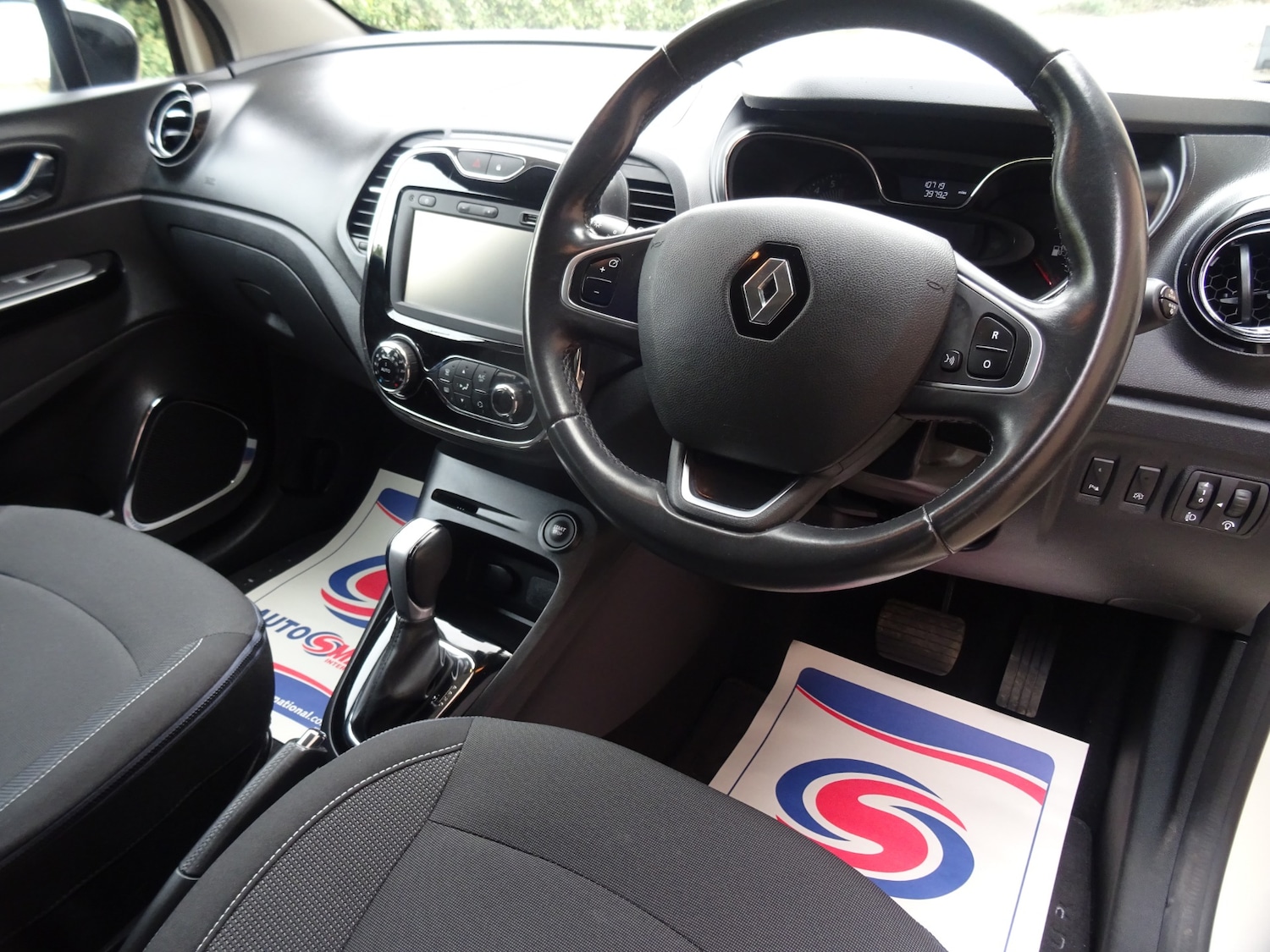 Used Renault Captur 2016 for sale - 76288681: Photo 30