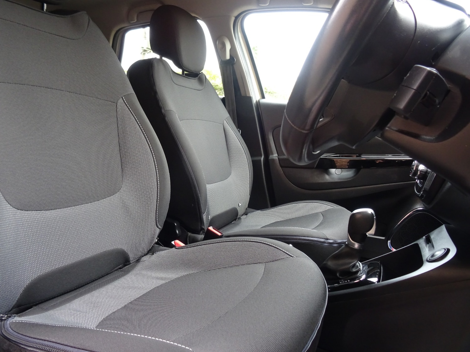 Used Renault Captur 2016 for sale - 76288681: Photo 31