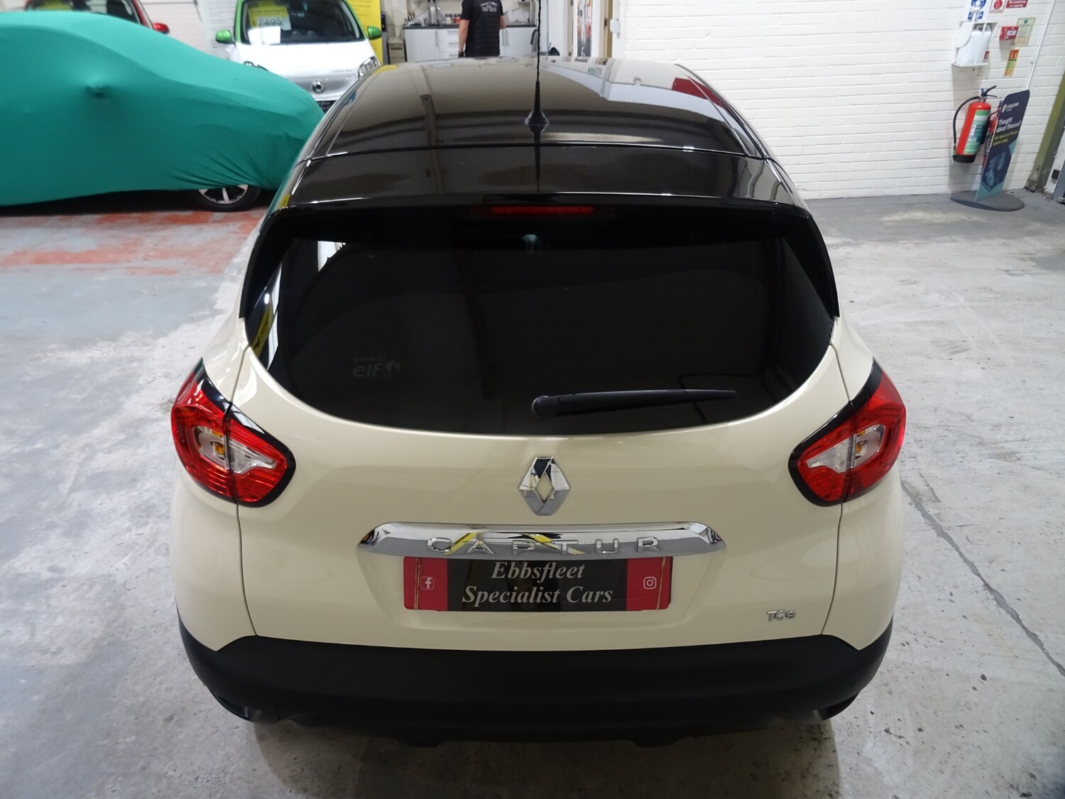 Used Renault Captur 2016 for sale - 76288681: Photo 45