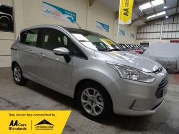 2015 (15) - 1.0 EcoBoost Zetec 5dr **ULTRA LOW MILEAGE*ONLY 15000 MILES FROM NEW**