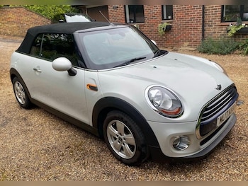 Used MINI Convertible 2017 for sale - 78693572: Photo