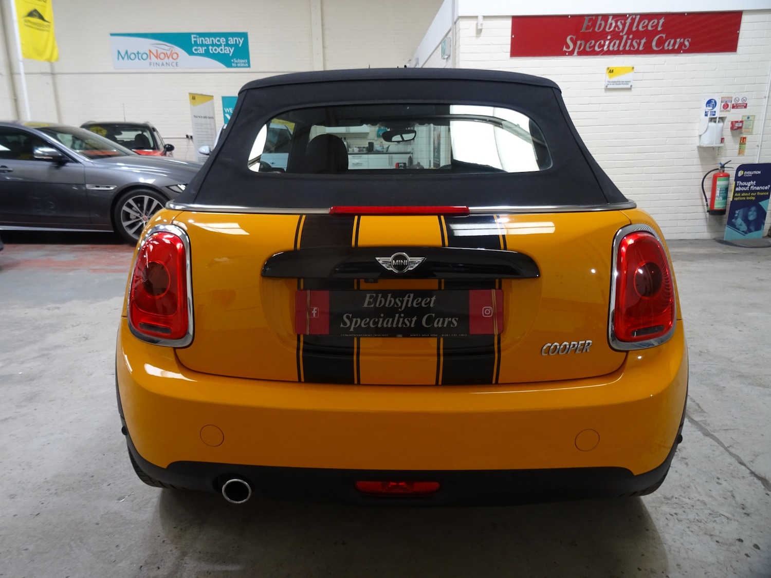 Used MINI Convertible 2017 for sale - 78028195: Photo 17